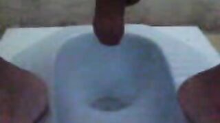 Girl takes a massive shit in a public toilet