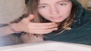 Girl eats her own shit in the bathtub
