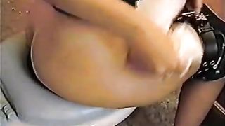 Girls with sexy asses shitting