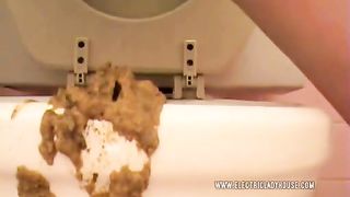 Naughty girl pooping creamy shit