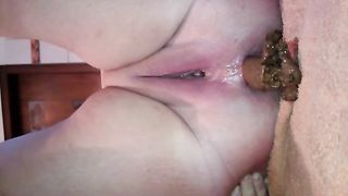 BBW shitting and peeing