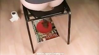 Same girl pooping twice