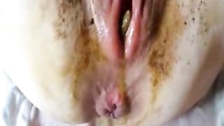 She wants shit in the pussy