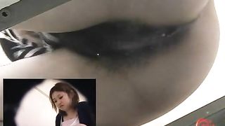 Hairy Japanese girl pooping