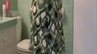 Chubby latina dropped a smelly one