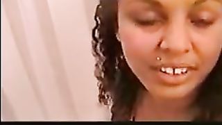 Two ebony girls shitting