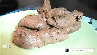 Sexy girl is really proud of her shit