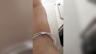 Pee and shit from huge ass