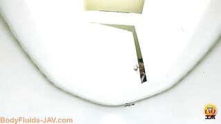 Cute Japanese pooping bitch