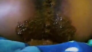 Black MILF Pooping