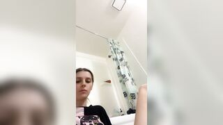 Blonde rub pussy with her shit