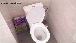 Crazy lesbians covered in shit and pee