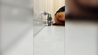 Guy fingering drunk girl fell asleep while shitting