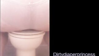 Panty pooping and diaper pooping