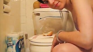 Hot MILF poop contest
