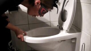 Puke and Scat Toilet