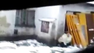 BBW lady poops in the public