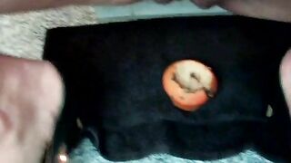 Messy Shit on muffin