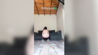 Hot Teen Shitting on Roller-skates