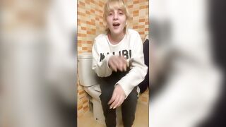 Hot busty blonde babe shit smearing