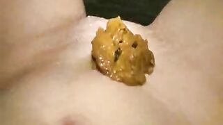 Step sisters scat and pee fun
