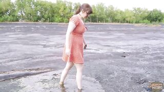 Sunny Day In Pig Shit- Smearing