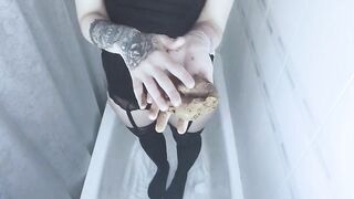 Kinky blonde smearing shit on her lovely face