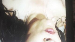 Amateur brunette girlfriend shitting hard