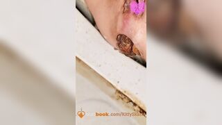 Three weird shits from sexy lady