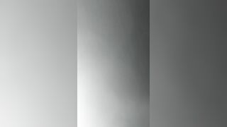 Winter scat flashing show