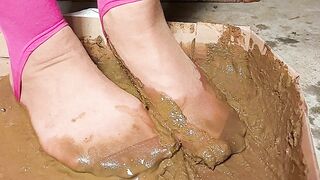 Yoga bitch small nylon feet dip in shit