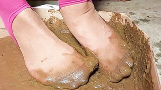 Yoga bitch small nylon feet dip in shit