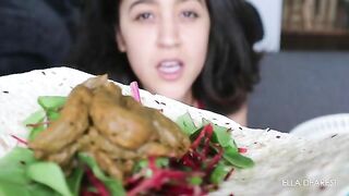 Girl makes a wrap with her shit and eats it
