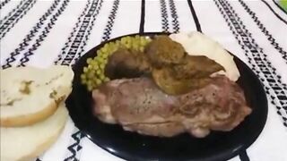 Guy gets shit on while eating