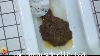 Girl spreads her ass and lays out a huge shit in a bowl