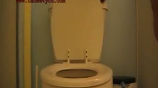 Small mix of the same girl farting twice