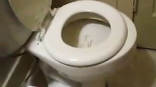 Sexy girls farting and pooping