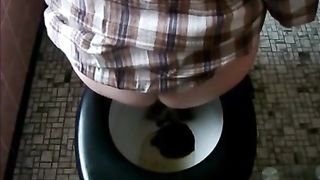 Chubby girlfriend riding with scat her boyfriends cock
