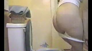 Wiping her nasty ass with her panties