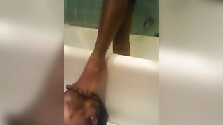 Black mistress pooping on her white slave