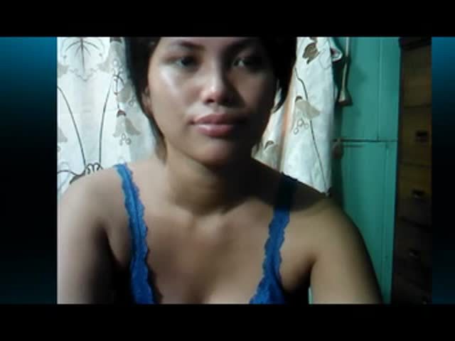 Girl Pooping Nude On Web Cam - Nepali brunette pooping on live webcam