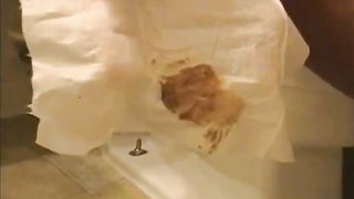 BBW black girl pooping in the toilet