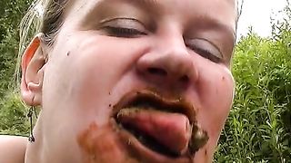 Dirty blonde sucking her period tampon