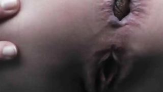 Sexy big turd on the grass in yard