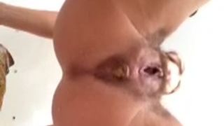 Seeing dirty milf pooping on bowl cam