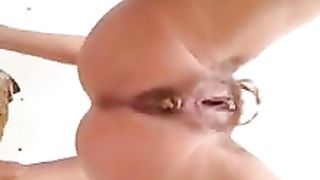 Seeing dirty milf pooping on bowl cam