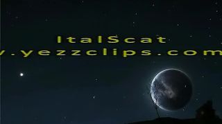 Sexy latina shitting on a slice of bread