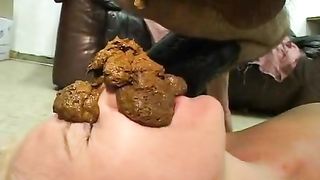 Creamy poop on girlfriends face