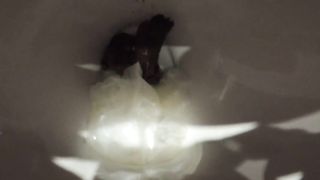 Fat girl did a mess in toilet