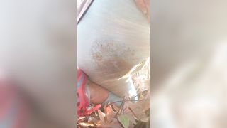 Fat girl shitting in blue tights